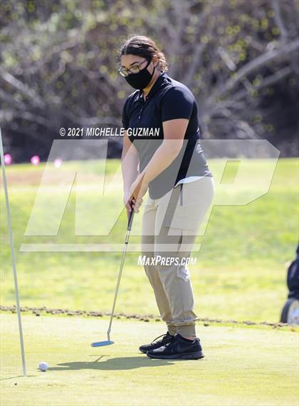 Thumbnail 1 in River Oaks Girls Golf Meet photogallery.