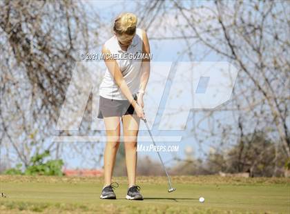 Thumbnail 2 in River Oaks Girls Golf Meet photogallery.