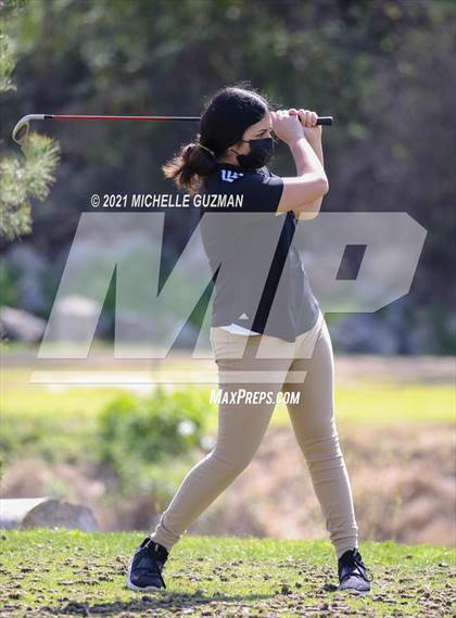 Thumbnail 2 in River Oaks Girls Golf Meet photogallery.