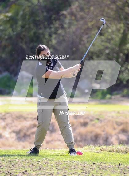Thumbnail 2 in River Oaks Girls Golf Meet photogallery.