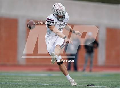 Thumbnail 1 in Industrial vs Llano (UIL 3A Division I Regional Semifinal) photogallery.