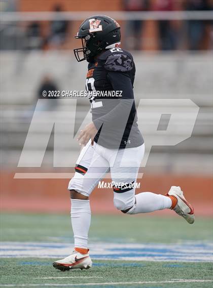 Thumbnail 1 in Industrial vs Llano (UIL 3A Division I Regional Semifinal) photogallery.