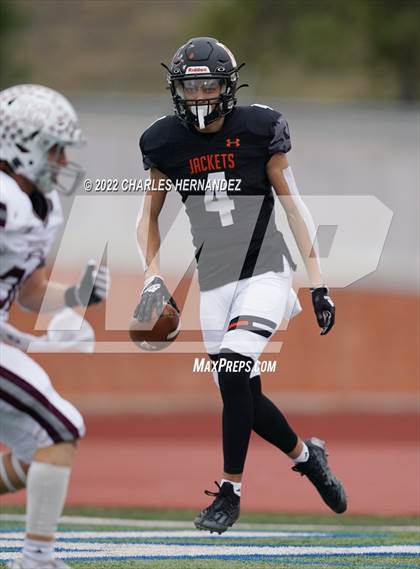 Thumbnail 3 in Industrial vs Llano (UIL 3A Division I Regional Semifinal) photogallery.