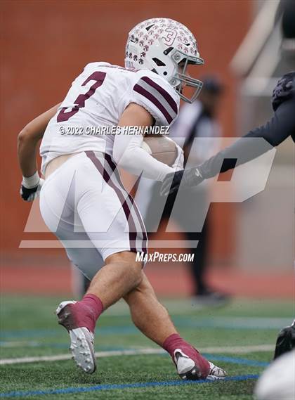 Thumbnail 3 in Industrial vs Llano (UIL 3A Division I Regional Semifinal) photogallery.