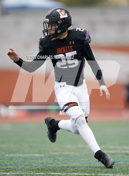 Thumbnail 1 in Industrial vs Llano (UIL 3A Division I Regional Semifinal) photogallery.