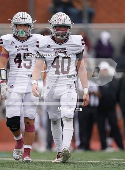 Thumbnail 1 in Industrial vs Llano (UIL 3A Division I Regional Semifinal) photogallery.