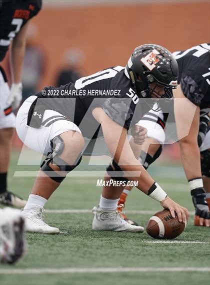 Thumbnail 3 in Industrial vs Llano (UIL 3A Division I Regional Semifinal) photogallery.