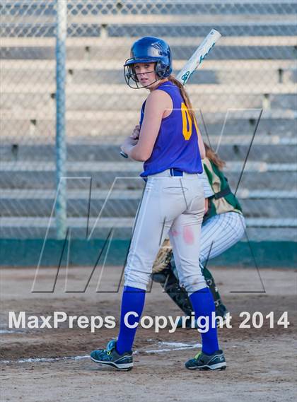 Thumbnail 2 in Middletown @ Moreau Catholic (CIF NCS D4 Playoff) photogallery.