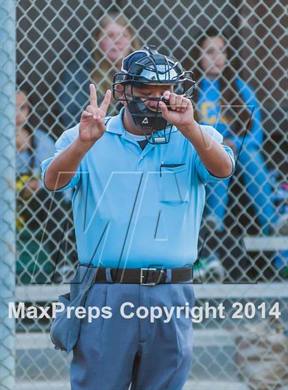 Thumbnail 3 in Middletown @ Moreau Catholic (CIF NCS D4 Playoff) photogallery.