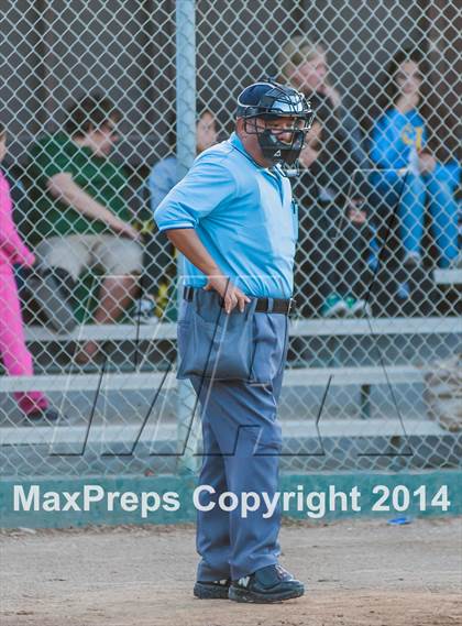 Thumbnail 3 in Middletown @ Moreau Catholic (CIF NCS D4 Playoff) photogallery.