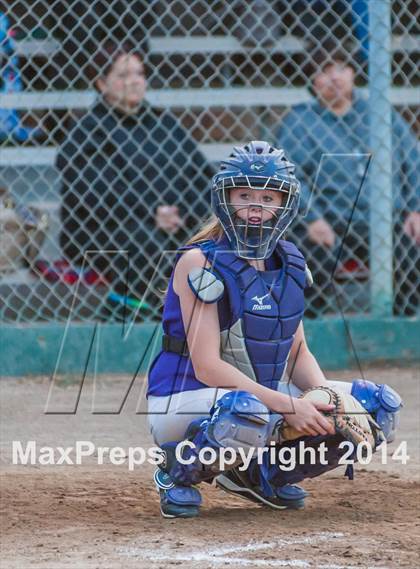 Thumbnail 3 in Middletown @ Moreau Catholic (CIF NCS D4 Playoff) photogallery.