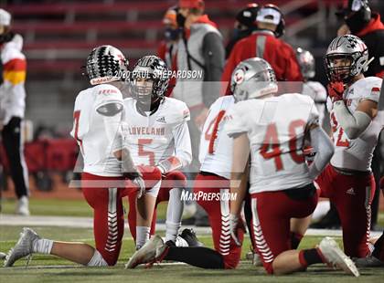 Thumbnail 3 in Loveland vs. Palmer Ridge (CHSAA 4A Final) photogallery.