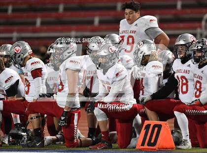 Thumbnail 1 in Loveland vs. Palmer Ridge (CHSAA 4A Final) photogallery.