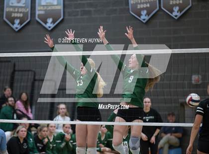 Thumbnail 1 in Tigard @ Lakeridge photogallery.