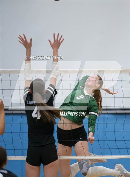 Thumbnail 1 in Tigard @ Lakeridge photogallery.