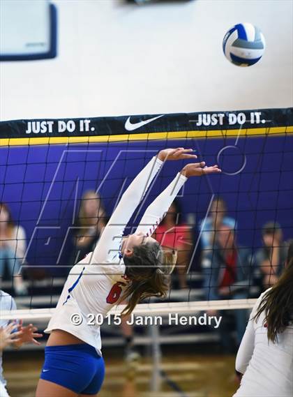 Thumbnail 1 in Los Alamitos vs Parker (Durango Fall Classic) photogallery.