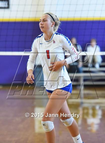 Thumbnail 3 in Los Alamitos vs Parker (Durango Fall Classic) photogallery.