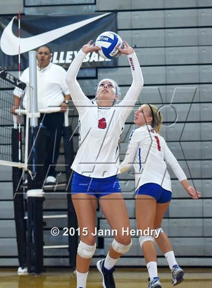 Thumbnail 1 in Los Alamitos vs Parker (Durango Fall Classic) photogallery.