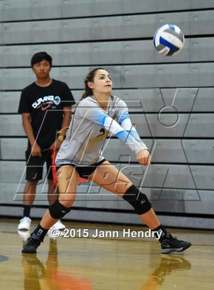 Thumbnail 2 in Los Alamitos vs Parker (Durango Fall Classic) photogallery.