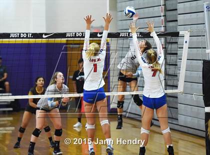 Thumbnail 2 in Los Alamitos vs Parker (Durango Fall Classic) photogallery.