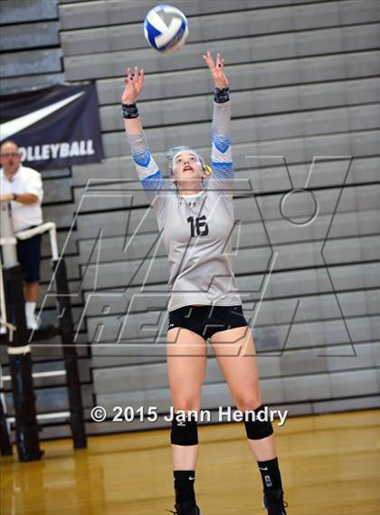 Thumbnail 2 in Los Alamitos vs Parker (Durango Fall Classic) photogallery.