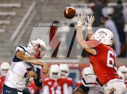 Thumbnail 2 in Buchanan vs. Liberty Bakersfield (CIF CS D1 Semifinal Playoff)  photogallery.