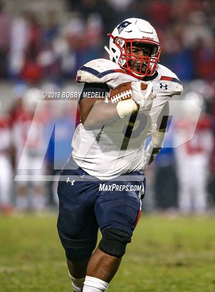 Thumbnail 3 in Buchanan vs. Liberty Bakersfield (CIF CS D1 Semifinal Playoff)  photogallery.