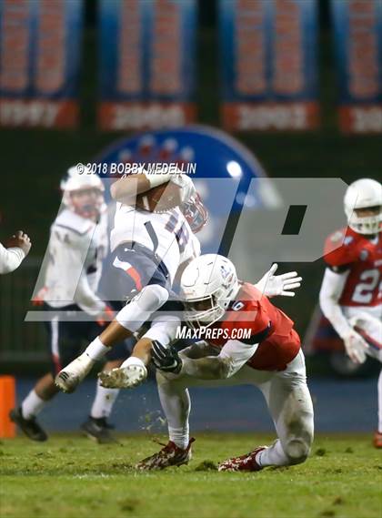 Thumbnail 3 in Buchanan vs. Liberty Bakersfield (CIF CS D1 Semifinal Playoff)  photogallery.
