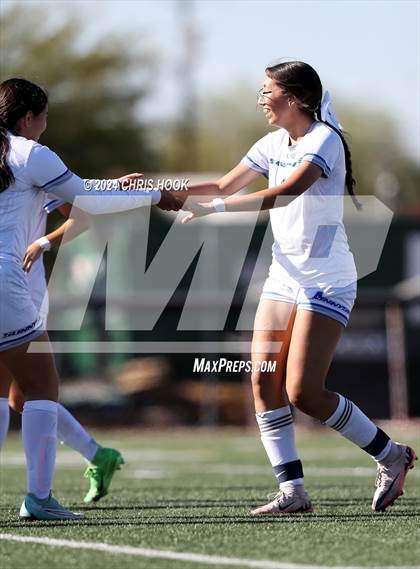 Thumbnail 3 in Sabino vs Sunnyside (Brandon Bean Soccer Tournament) photogallery.