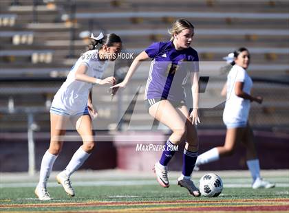 Thumbnail 2 in Sabino vs Sunnyside (Brandon Bean Soccer Tournament) photogallery.