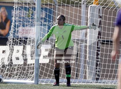 Thumbnail 1 in Sabino vs Sunnyside (Brandon Bean Soccer Tournament) photogallery.