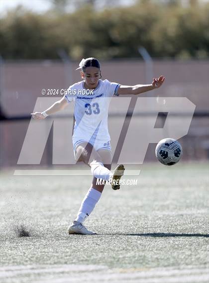 Thumbnail 2 in Sabino vs Sunnyside (Brandon Bean Soccer Tournament) photogallery.