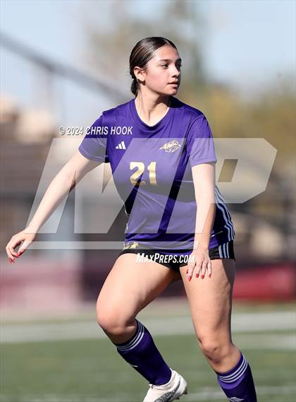 Thumbnail 3 in Sabino vs Sunnyside (Brandon Bean Soccer Tournament) photogallery.