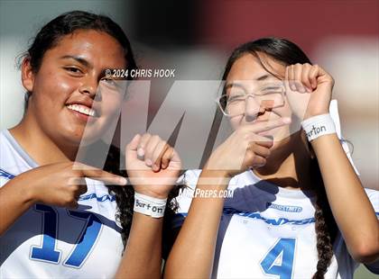 Thumbnail 3 in Sabino vs Sunnyside (Brandon Bean Soccer Tournament) photogallery.