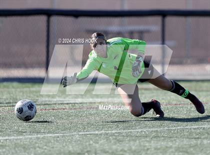 Thumbnail 2 in Sabino vs Sunnyside (Brandon Bean Soccer Tournament) photogallery.
