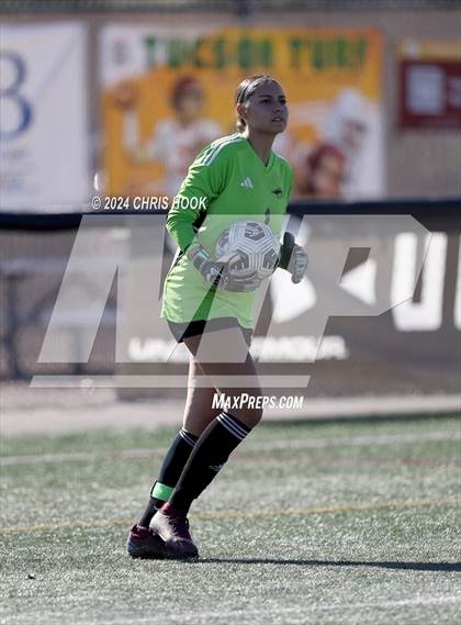 Thumbnail 2 in Sabino vs Sunnyside (Brandon Bean Soccer Tournament) photogallery.