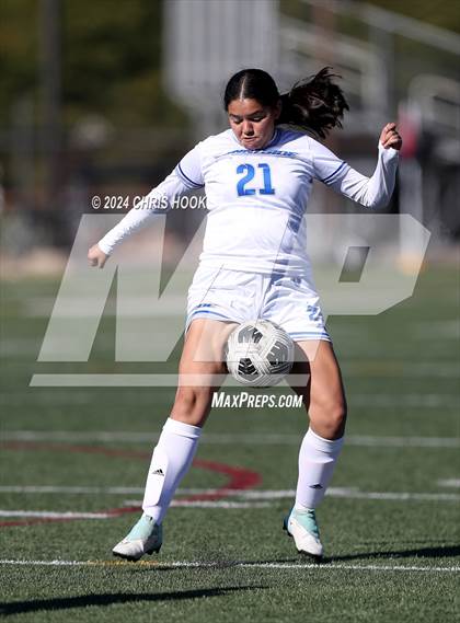 Thumbnail 1 in Sabino vs Sunnyside (Brandon Bean Soccer Tournament) photogallery.
