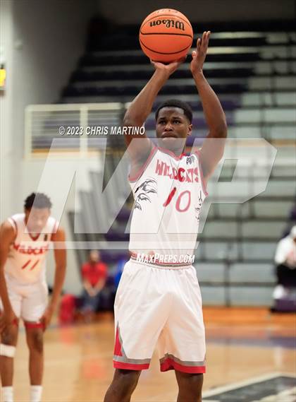 Thumbnail 1 in White Knoll vs. Laney (Battle for I-20) photogallery.