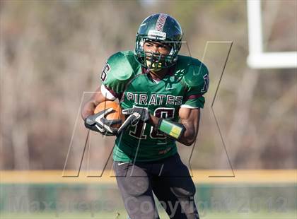 Thumbnail 3 in Cinnaminson vs. Cedar Creek (NJSIAA South Group 2 Playoffs) photogallery.