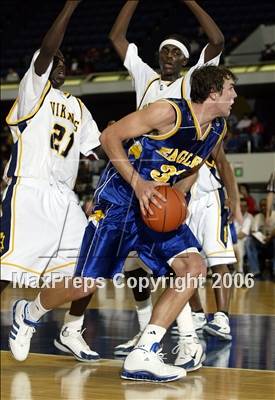 Thumbnail 2 in Campbell Hall vs. Santa Margarita (Nike Extravaganza) photogallery.
