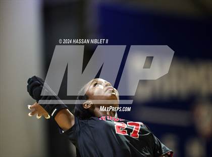 Thumbnail 1 in Pope vs. Woodward Academy (GHSA 5A State Final) photogallery.