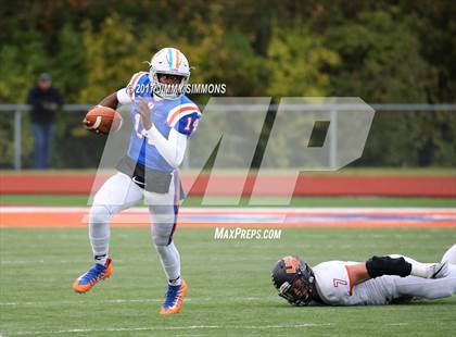 Thumbnail 1 in Libertyville @ East St. Louis (IHSA 7A 1st. Round Playoff) photogallery.