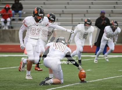 Thumbnail 1 in Libertyville @ East St. Louis (IHSA 7A 1st. Round Playoff) photogallery.