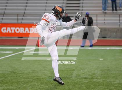 Thumbnail 2 in Libertyville @ East St. Louis (IHSA 7A 1st. Round Playoff) photogallery.