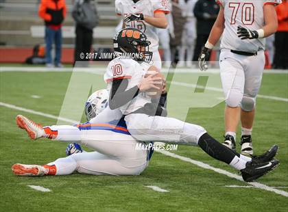 Thumbnail 1 in Libertyville @ East St. Louis (IHSA 7A 1st. Round Playoff) photogallery.
