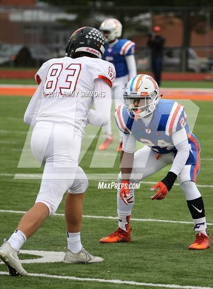 Thumbnail 3 in Libertyville @ East St. Louis (IHSA 7A 1st. Round Playoff) photogallery.