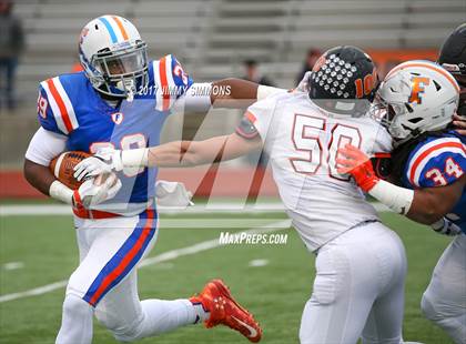 Thumbnail 3 in Libertyville @ East St. Louis (IHSA 7A 1st. Round Playoff) photogallery.