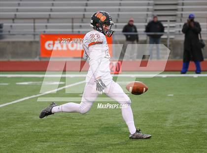 Thumbnail 3 in Libertyville @ East St. Louis (IHSA 7A 1st. Round Playoff) photogallery.