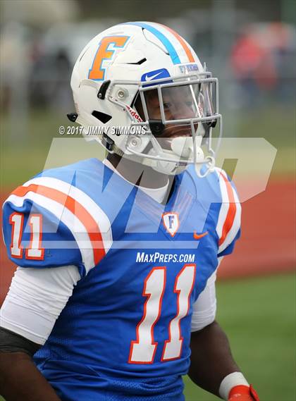Thumbnail 3 in Libertyville @ East St. Louis (IHSA 7A 1st. Round Playoff) photogallery.