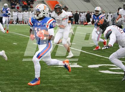 Thumbnail 1 in Libertyville @ East St. Louis (IHSA 7A 1st. Round Playoff) photogallery.